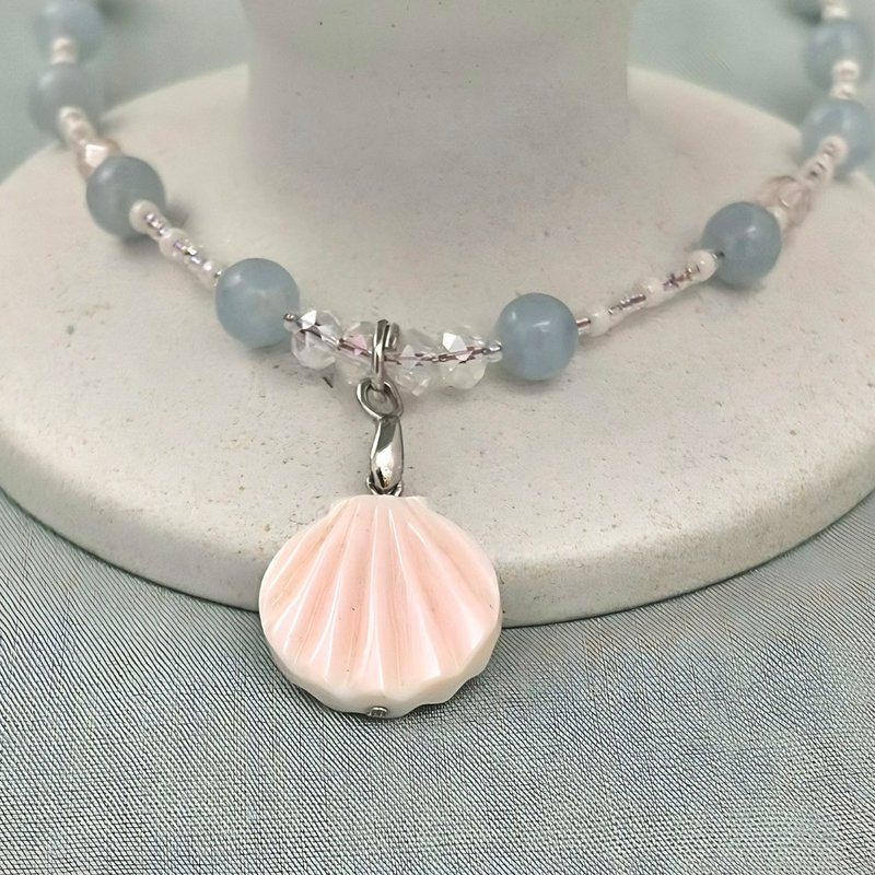 粉粉贝贝珠珠项链 可爱选物 海蓝宝串珠饰品短链 - 项链 - 其他金属 透明