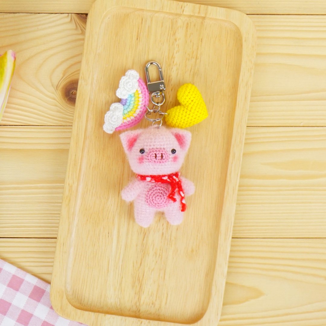 pig crochet doll  keyring keychain bag charm handmade gift - 钥匙链/钥匙包 - 棉 粉红色