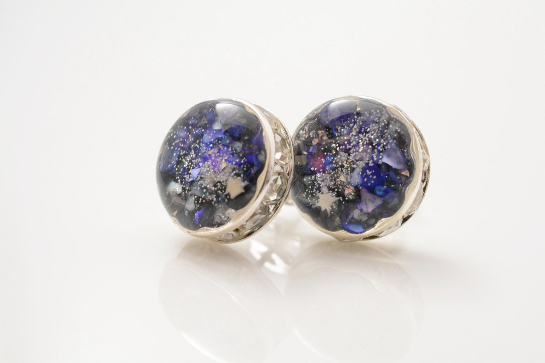 Shooting star earrings - 耳环/耳夹 - 树脂 蓝色