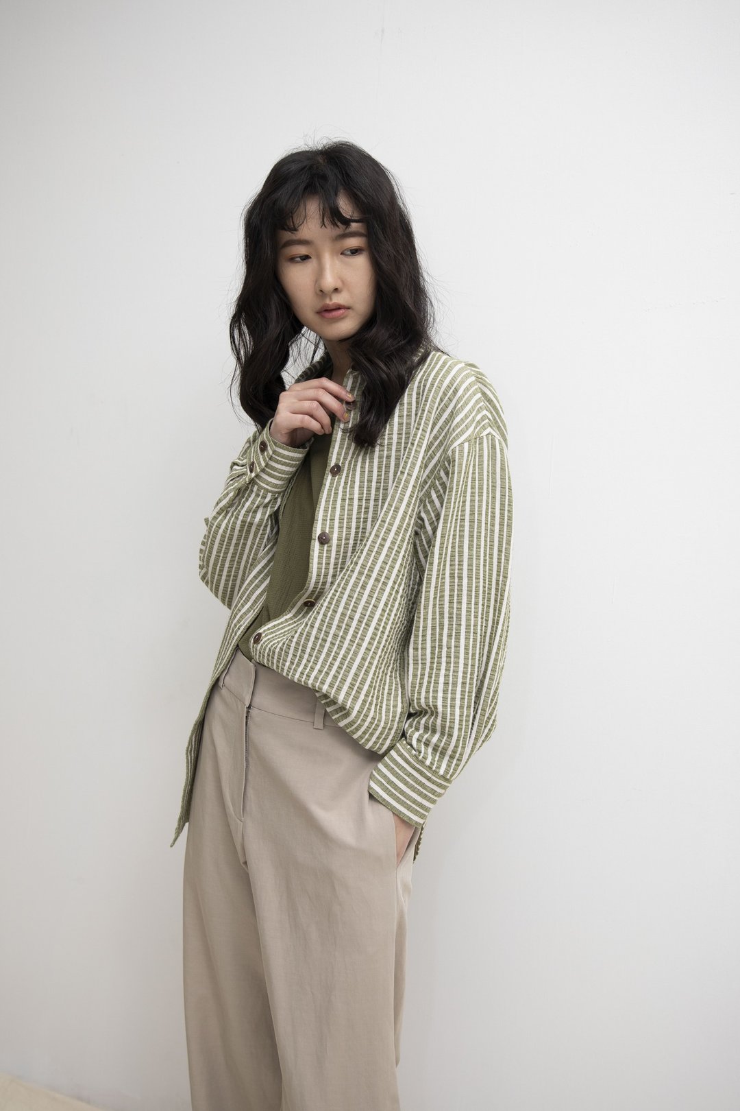 基本款抓皱袖衬衫 - 女装衬衫 - 棉．麻 绿色