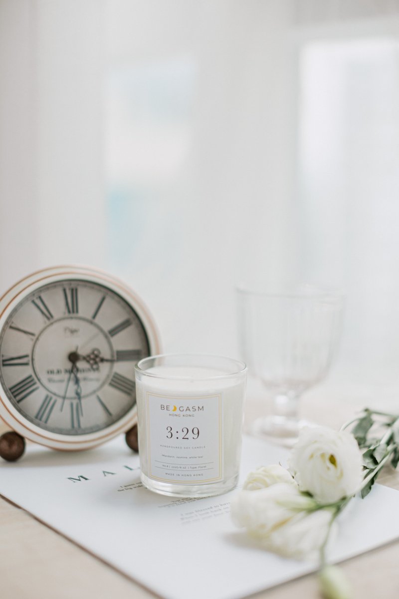 Candle蜡烛: No.8 3:29  淡雅的白茶气味 - 蜡烛/烛台 - 蜡 白色