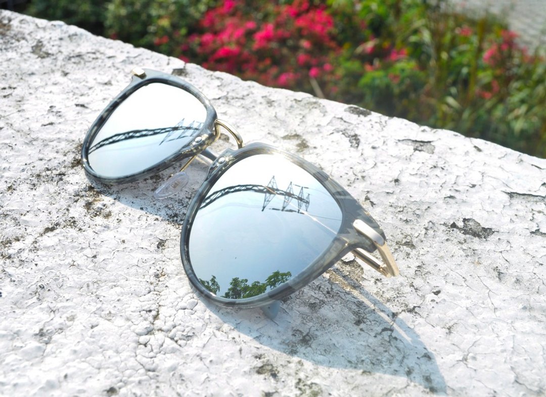 【限量 福利品】2is NayaS 太阳眼镜 偏光 - 墨镜 - 其他金属 银色