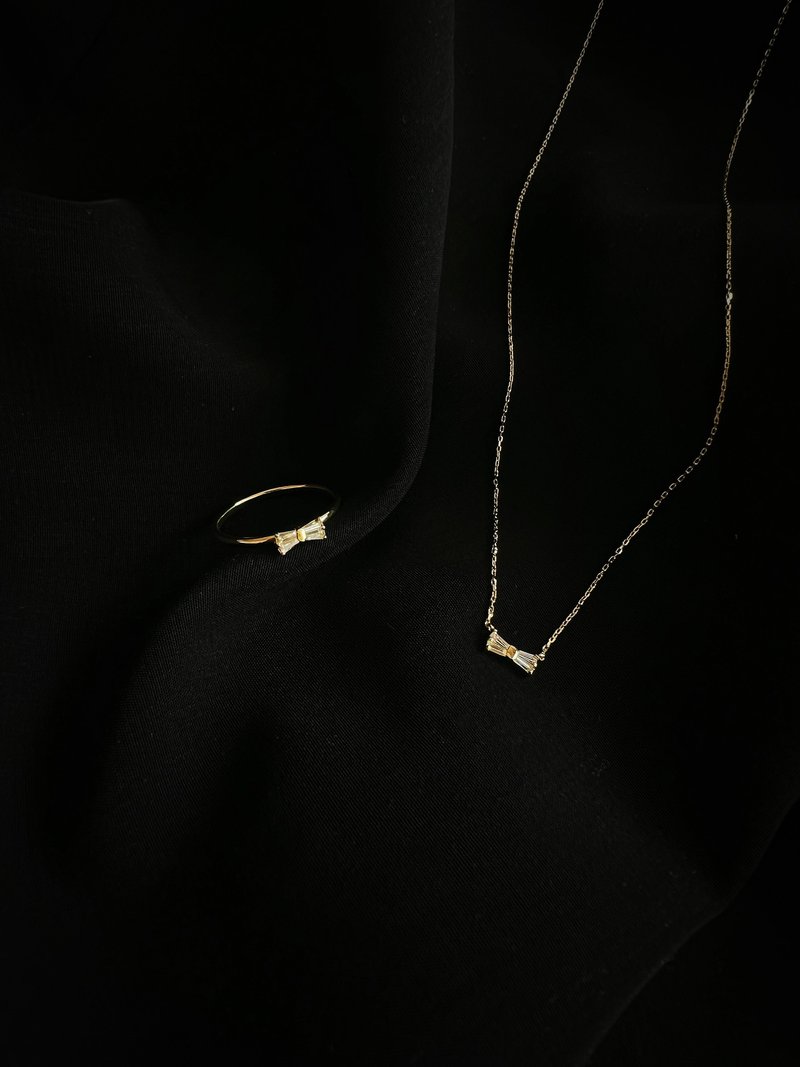 缎结钻石项链 Soft Bow Diamond Necklace- 18K纯金 0.11克拉 - 项链 - 贵金属 金色