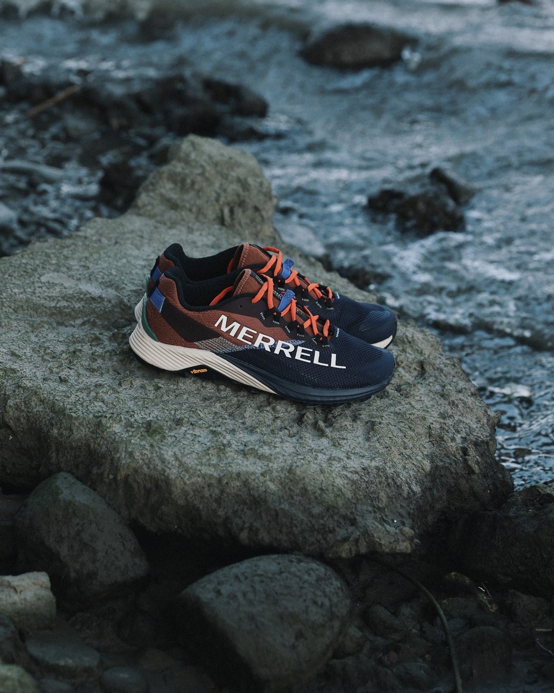 MERRELL MTL LONG SKY 2户外反光轻量越野鞋 男鞋-深蓝棕 - 男款运动鞋/球鞋 - 其他材质 