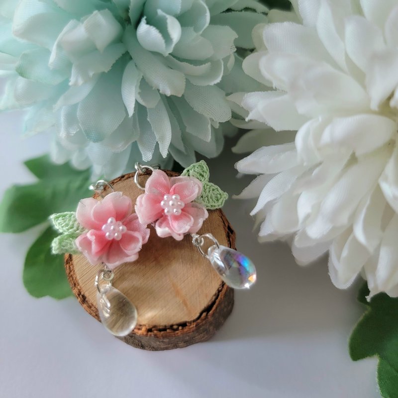 花朵耳环 人手钩织 x つまみ细工 布花 sv925 925纯银 - 耳环/耳夹 - 绣线 粉红色