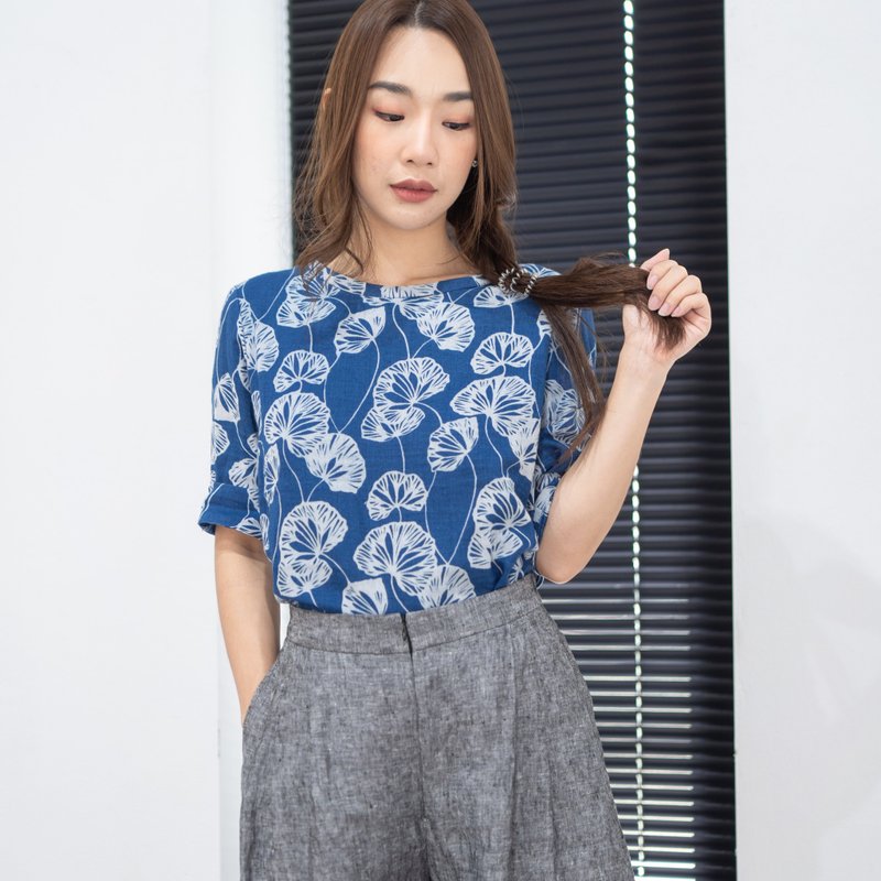 Natural Cotton Three Quarter Sleeves Top Summer Top Cotton Blouse - Blue Floral - 女装上衣 - 棉 蓝色