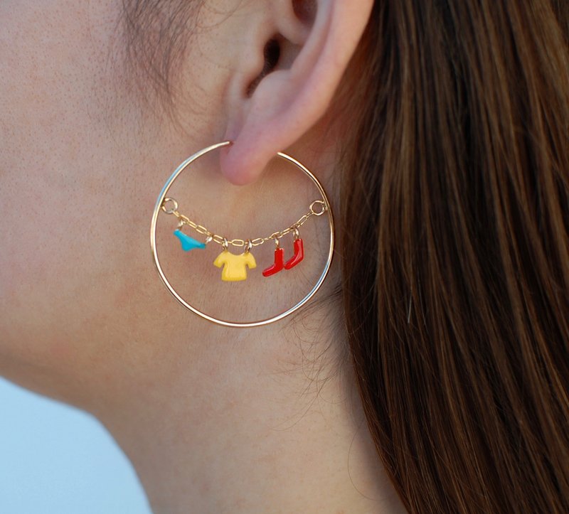 手工金镀金圈耳环 洗衣日系列 珐琅吊饰 - 耳环/耳夹 - 铜/黄铜 金色