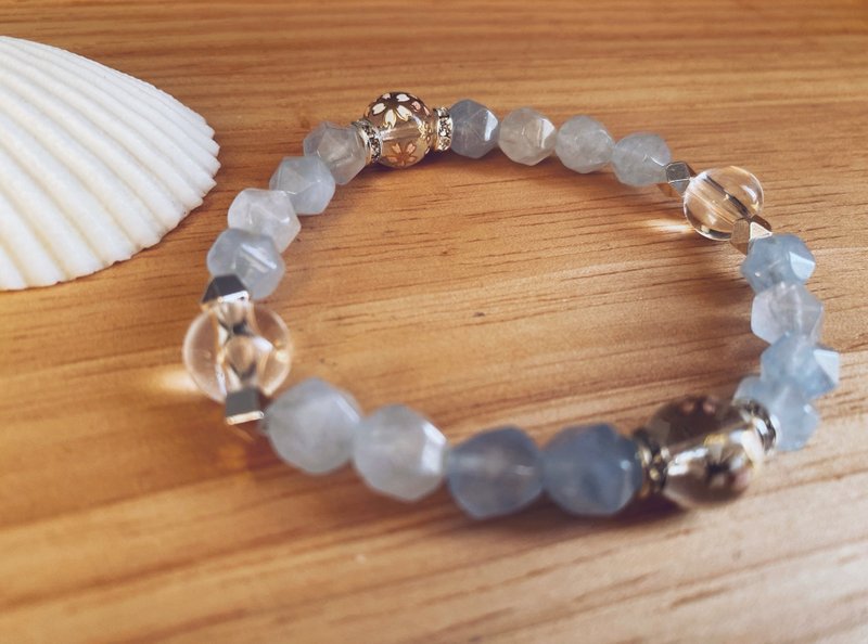 【送礼首选】樱花透白海蓝角切玉髓 - 手链/手环 - 琉璃 