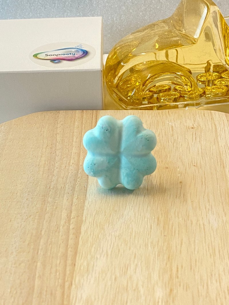 车用幸运草扩香石 Car kit lucky clover aroma stone - 香薰/精油/线香 - 其他材质 绿色