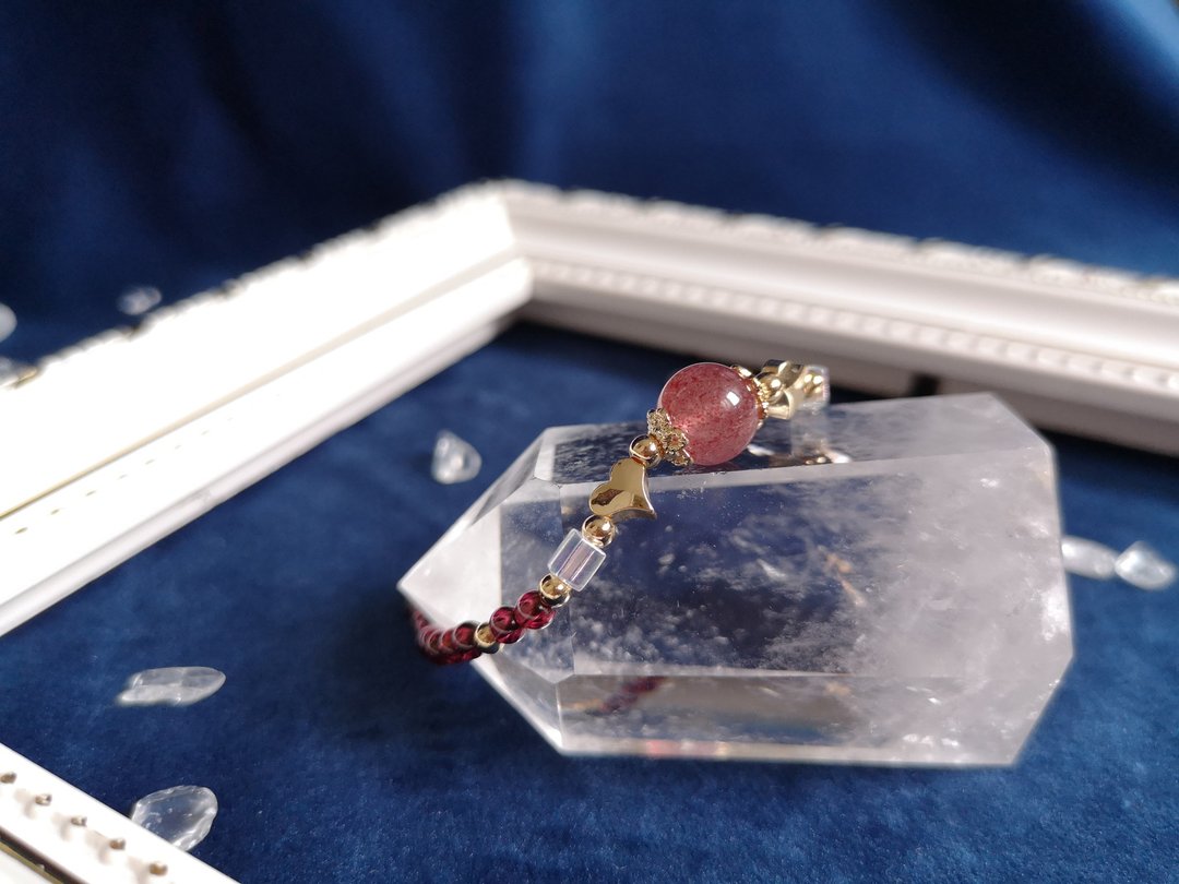 草莓晶x石榴石手链(14K包金) - 一物一图 爱情 - 手链/手环 - 水晶 红色
