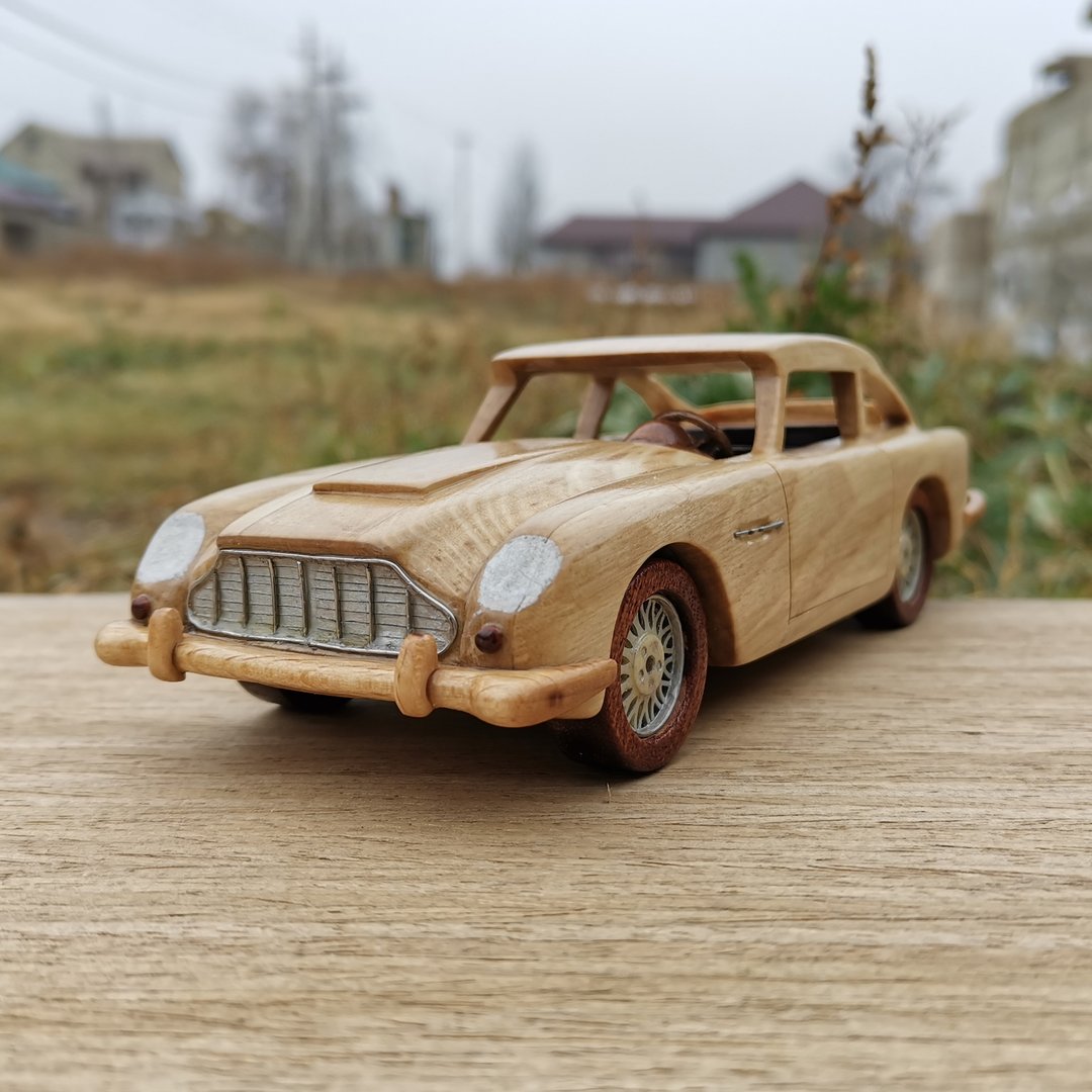 Collectible toy car model  Aston Martin DB5 - 摆饰 - 木头 