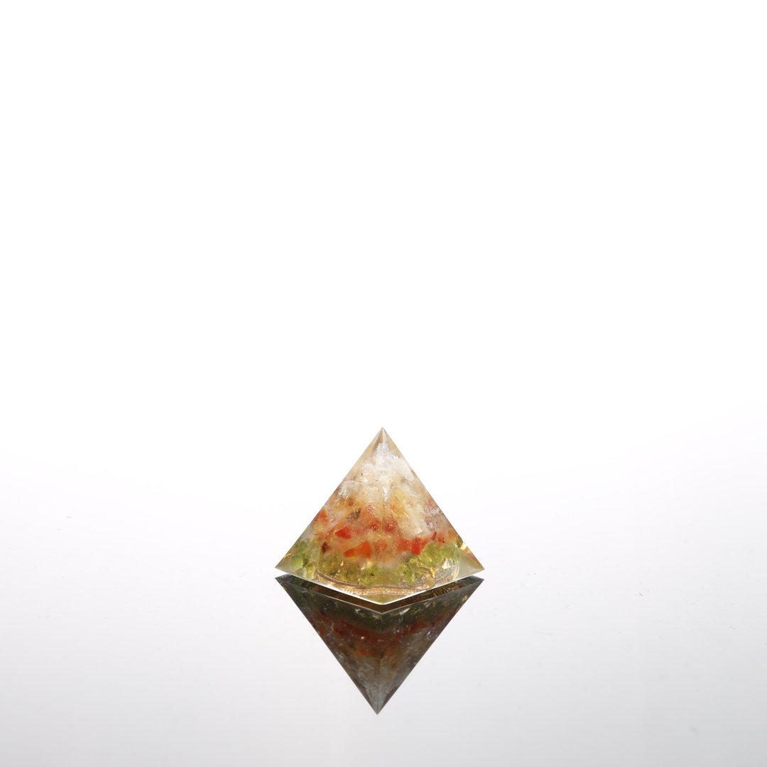 【情人节礼物】金色魔法-奥刚迷你金字塔Orgonite水晶疗愈招财开 - 摆饰 - 水晶 多色