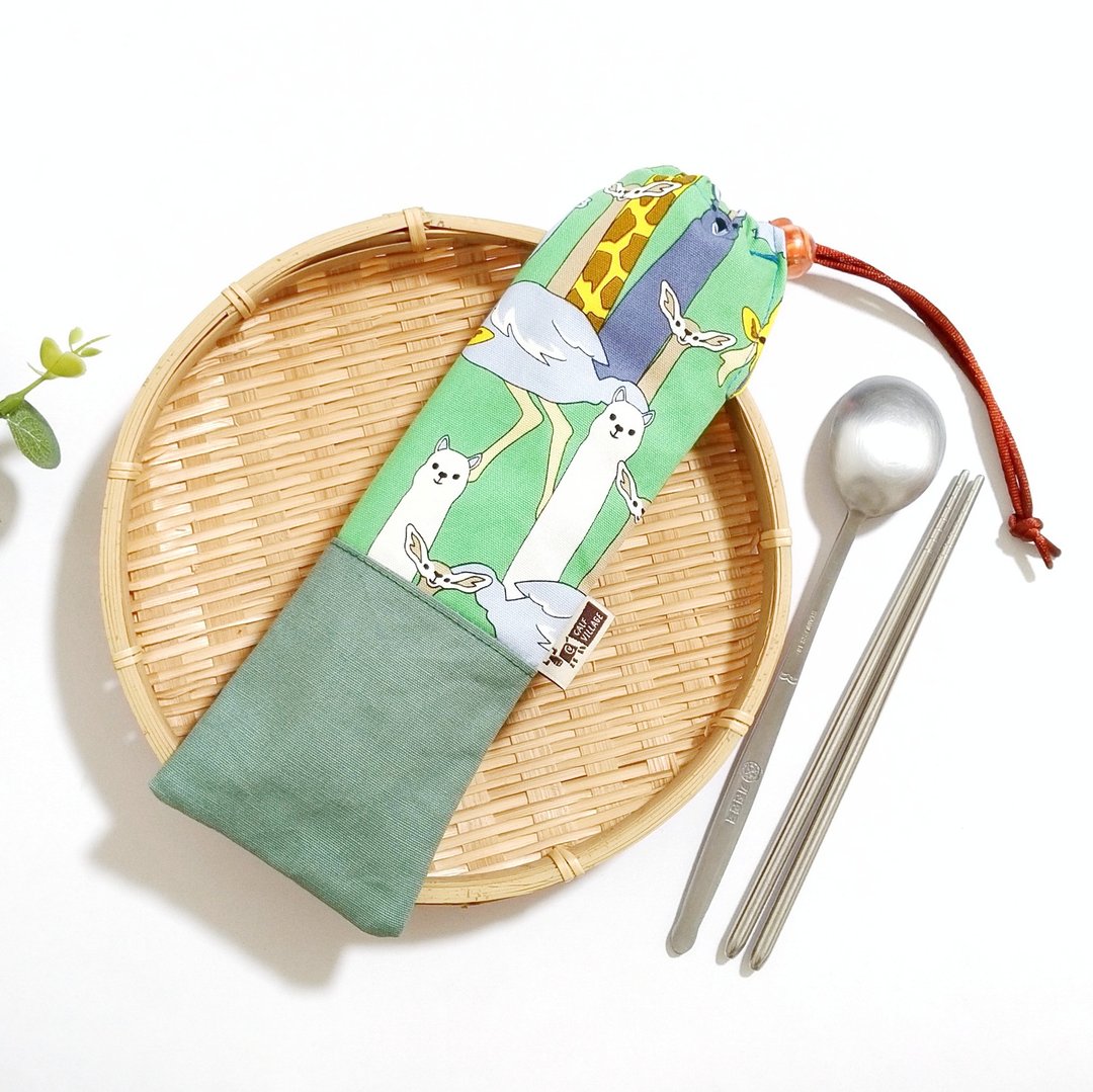 小牛村 环保筷袋 束口袋 餐具袋 长颈鹿【长脖子动物们】 - 收纳用品 - 棉．麻 绿色