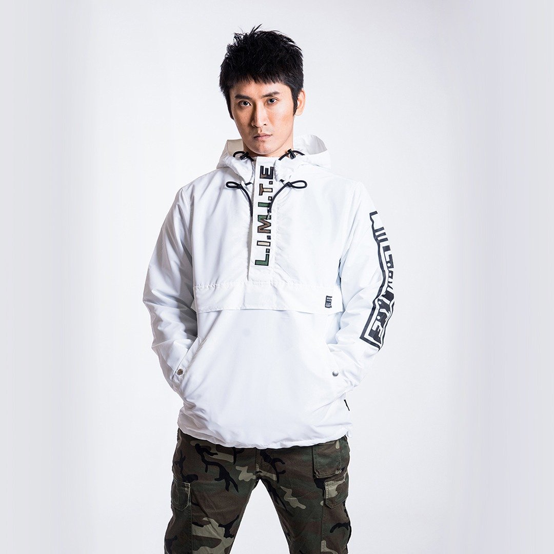 L.I.M.I.T.E - 男装印花及绣花叮当褛,白色 - 男装外套 - 其他人造纤维 白色
