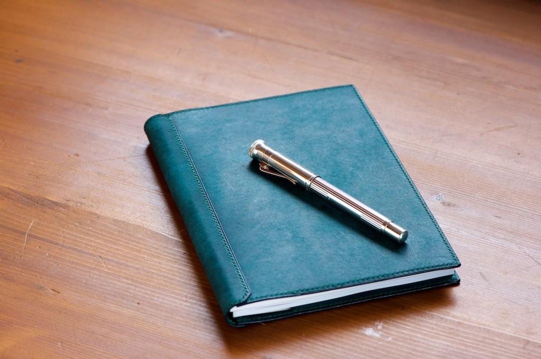 A4 size notebook cover color order - 笔记本/手帐 - 真皮 多色