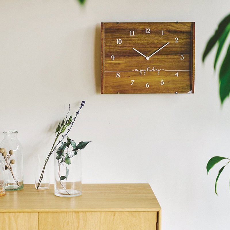 Fredericia- 方形 静音 时钟 挂钟(胡桃色) - 时钟/闹钟 - 木头 咖啡色