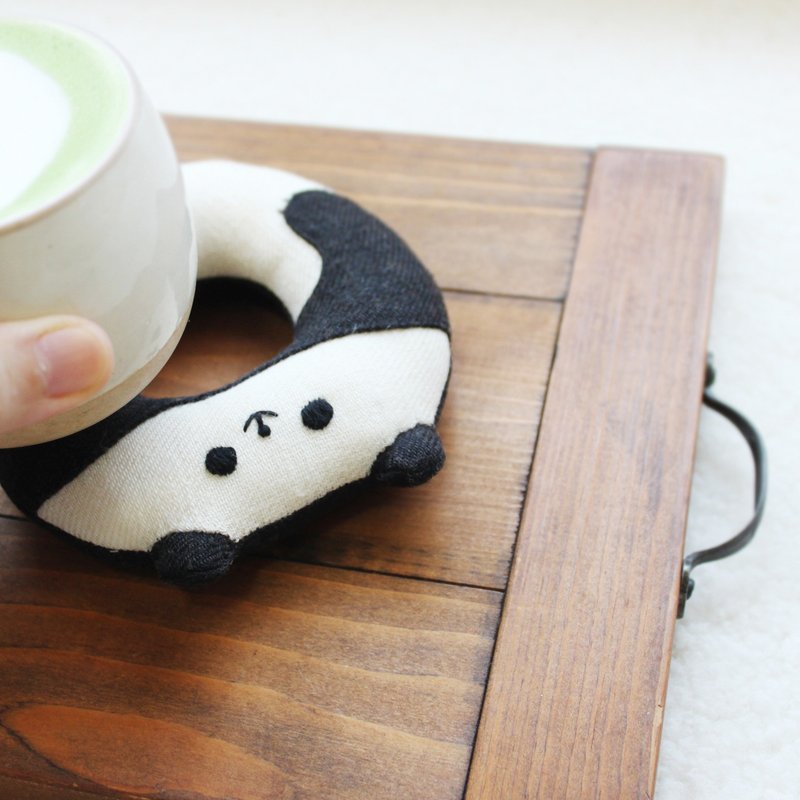 熊猫形甜甜圈杯垫 - 杯垫 - 棉．麻 黑色