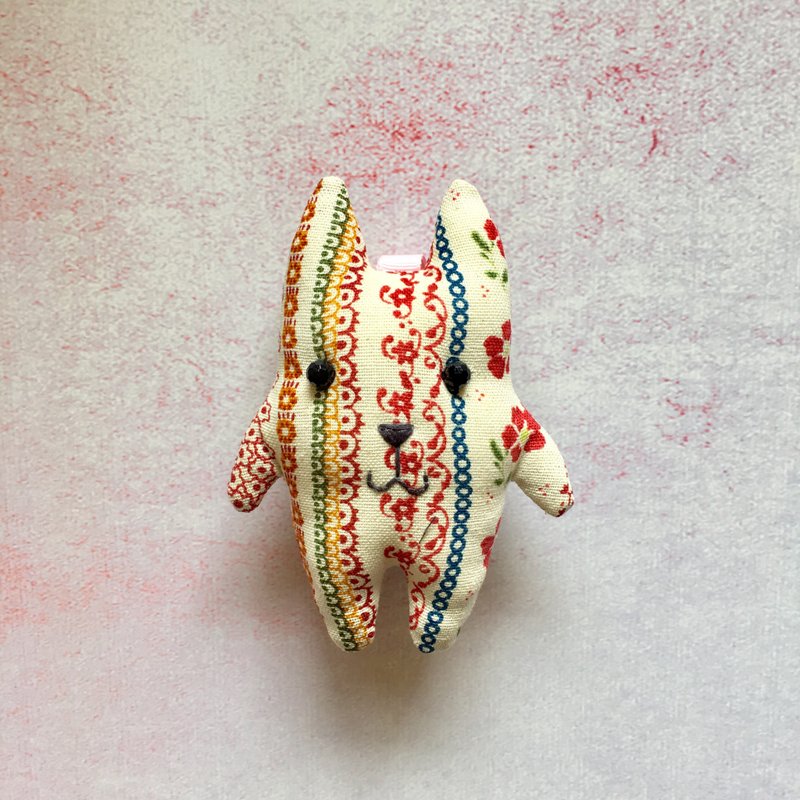 +直列花+猫咪钥匙圈 - 吊饰 - 棉．麻 多色