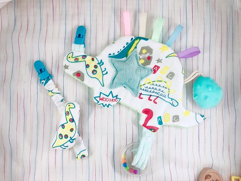 弥月礼盒组_宝宝安抚巾 口水巾 六层纱围兜 - 满月礼盒 - 棉．麻 绿色