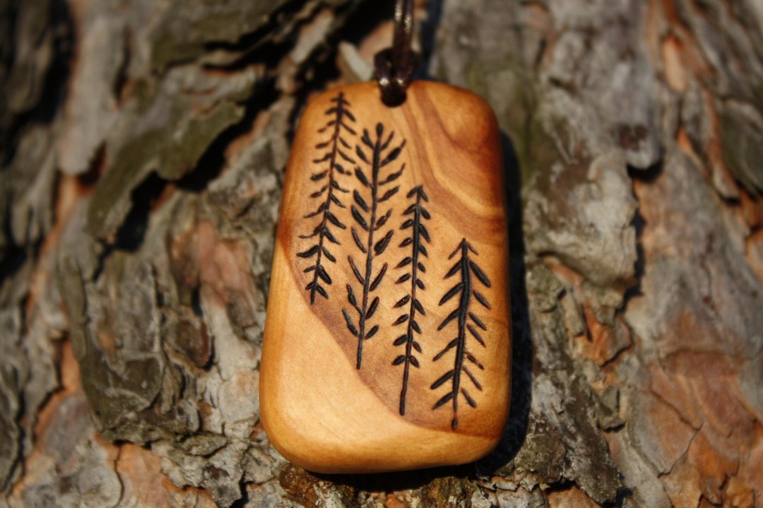 Life in harmony with nature Nature Life Ecology Harmony Unique talisman Pendant - 项链 - 木头 