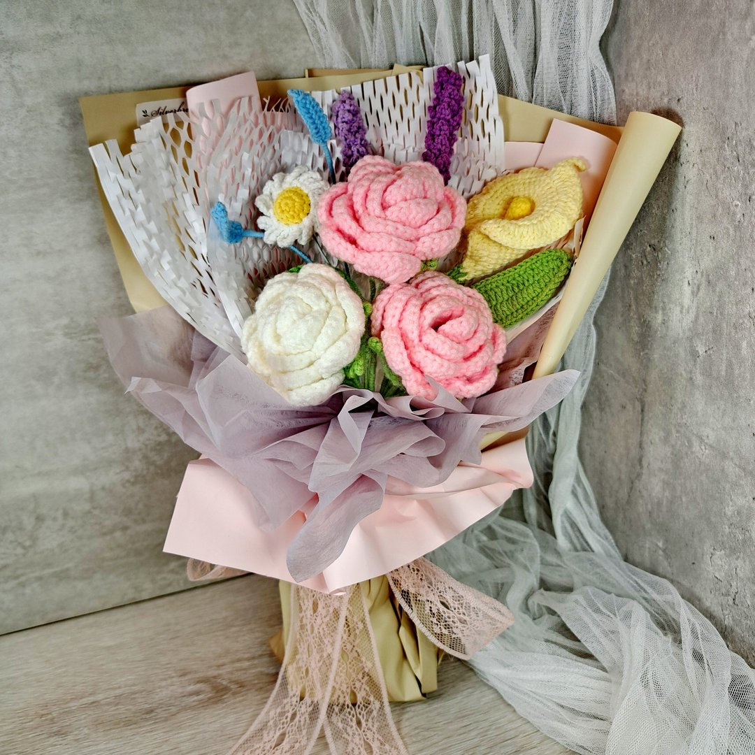 钩织花束 生日礼物 花束 毕业花束 情人节 母亲节 求婚 - 摆饰 - 聚酯纤维 粉红色