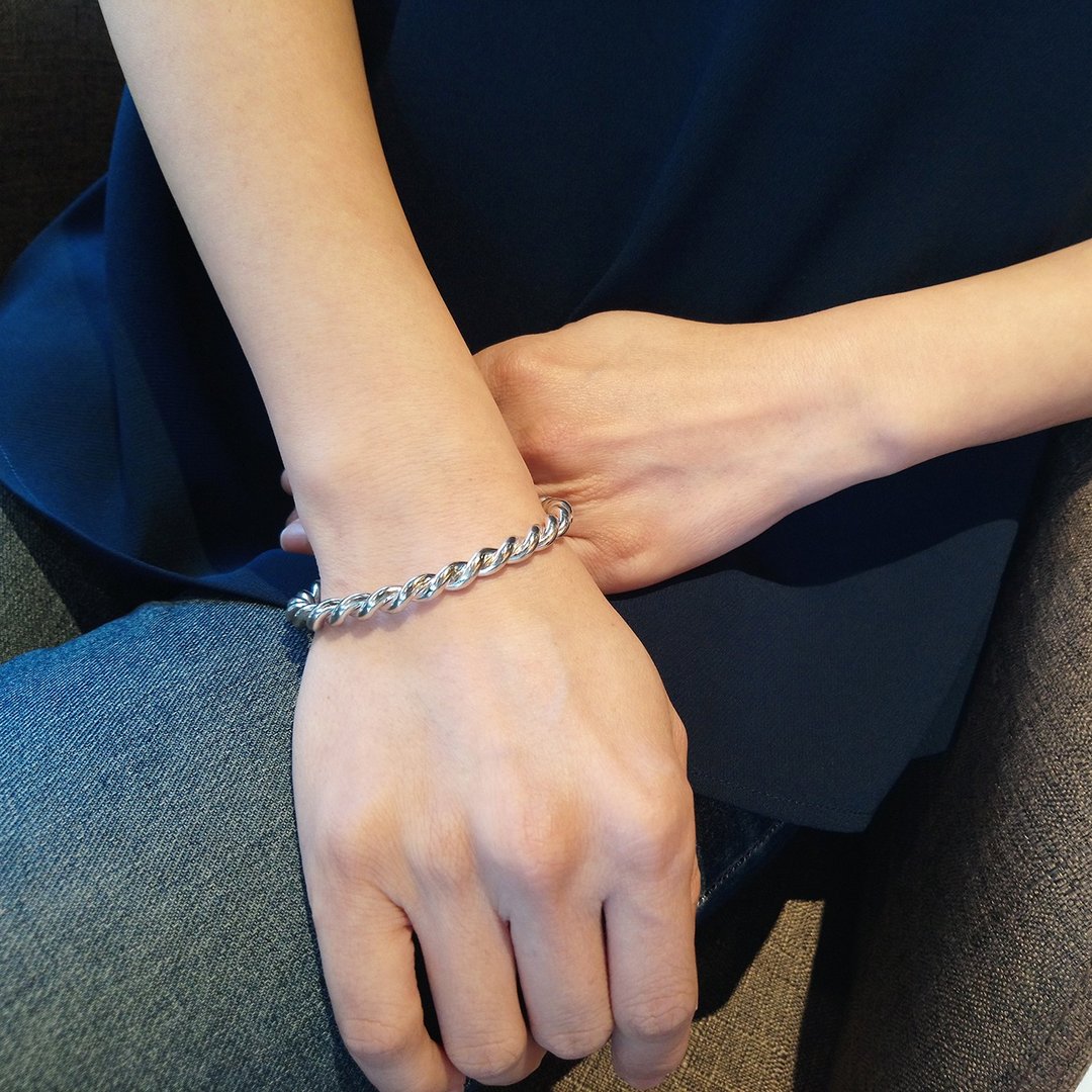 Rome a bangle_罗马a手环 | 925银 个性商品 限量 设计师手作 - 手链/手环 - 银 银色