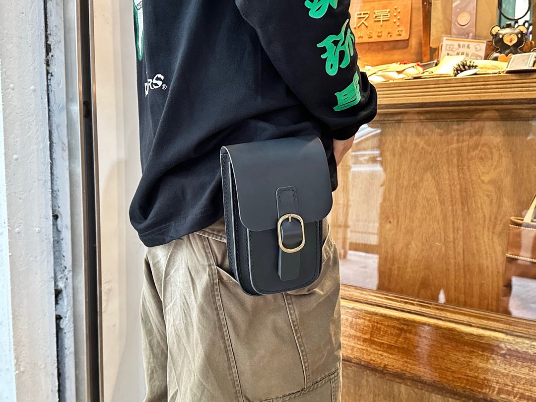 直身双层腰包(M) 皮革DIY材料包 好好缝 刻名 侧背包 斜挎包 外出 - 皮件 - 真皮 黑色