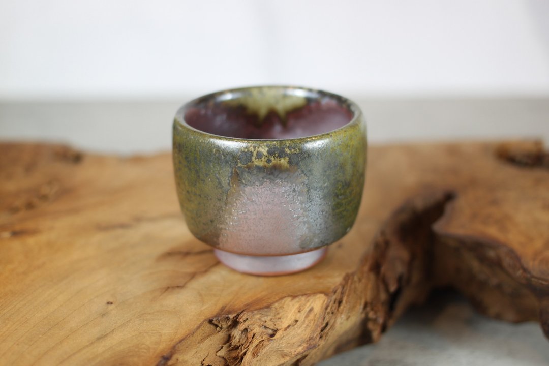 【我爱妈妈】天然落灰 柴烧茶杯 名家叶敏祥手作 70ml - 茶具/茶杯 - 瓷 