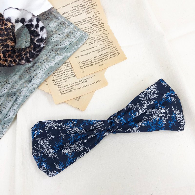 枝枒 / 蓝 白 / 宽版 松紧手工发带 - 发带/发箍 - 棉．麻 