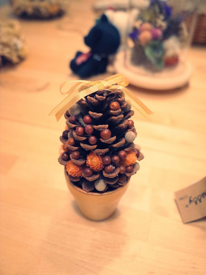 Fleurir朵朵时光 | 森林系 大自然的礼物 松果塔  圣诞节 - 干燥花/捧花 - 植物．花 咖啡色