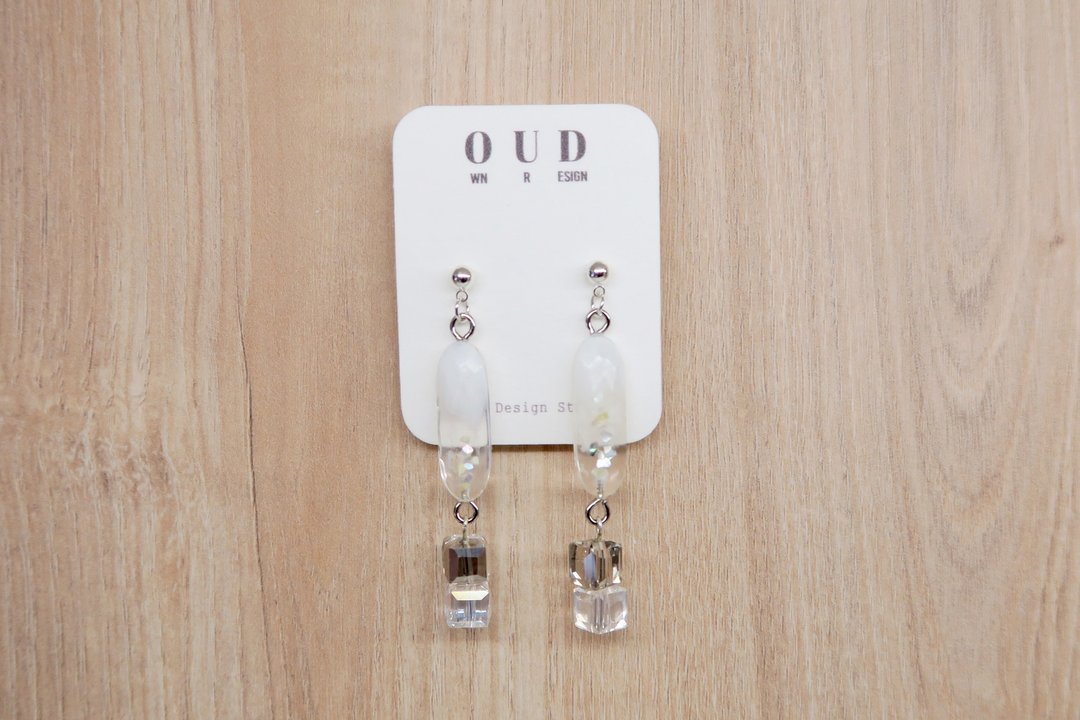 OUD原创. 手工饰品. 几何系列-925纯银白雪水晶方珠耳环/耳夹 - 耳环/耳夹 - 纯银 白色