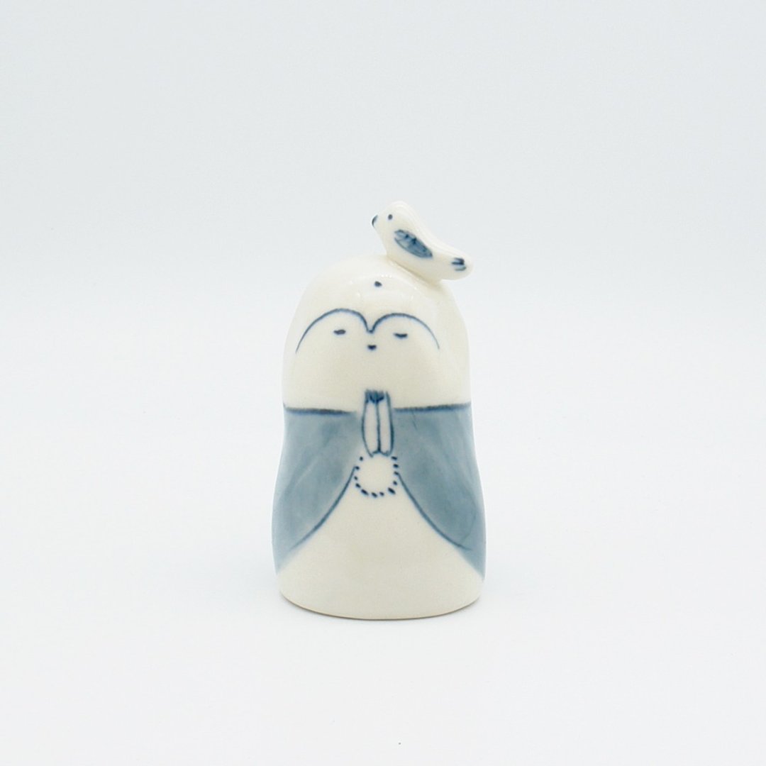 Handmade pottery doll Kotori and Jizo M size - 摆饰 - 瓷 白色