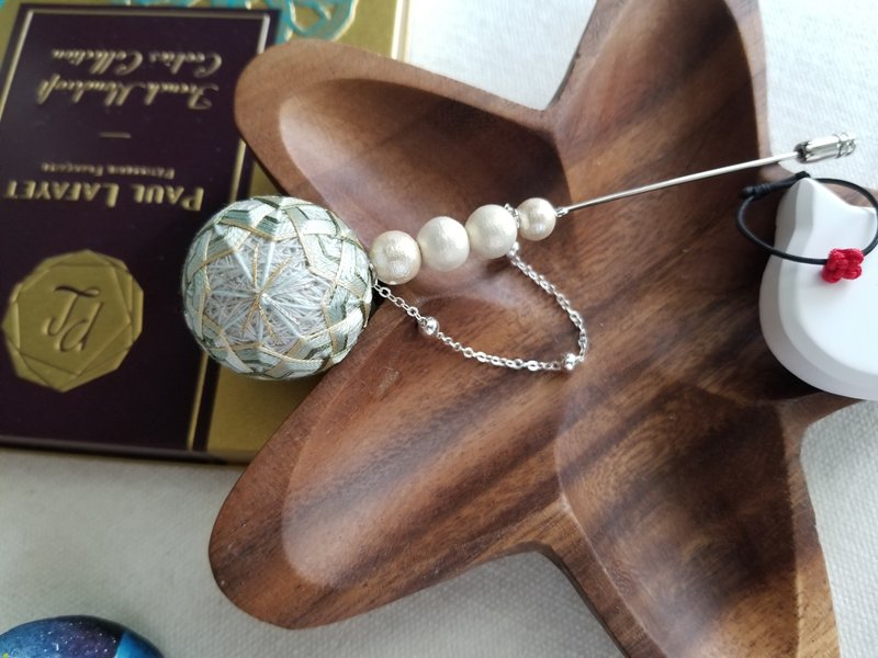 彩线日和 小鞠球长胸针 2.8cm - 宫廷 (全人手) - 胸针 - 绣线 卡其色