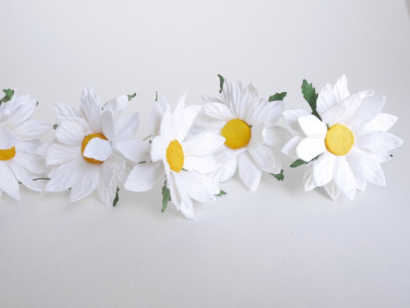 Paper Flower, 25 pieces DIY small daisy flower size 6.00 cm., white color - 其他 - 纸 白色