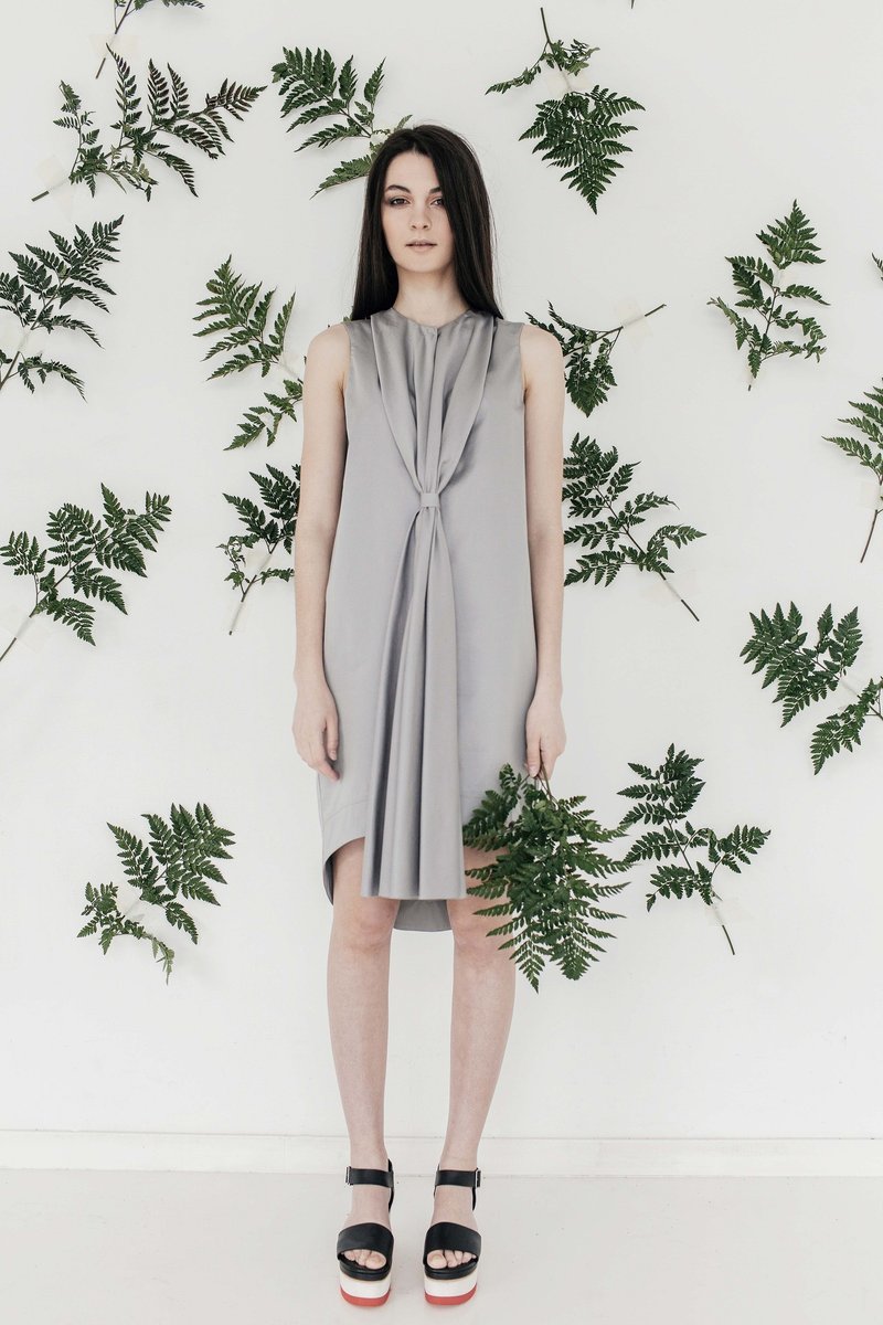 Grey Bryophyta dress - 洋装/连衣裙 - 棉．麻 灰色