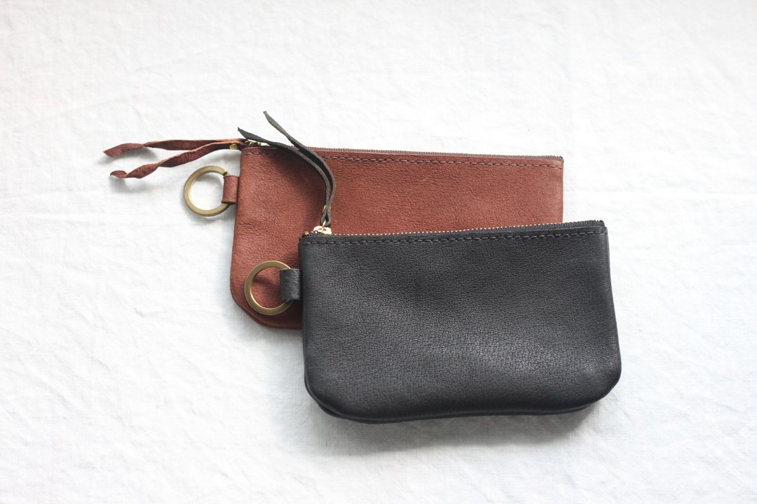 leather multi pouch - 化妆包/杂物包 - 真皮 咖啡色