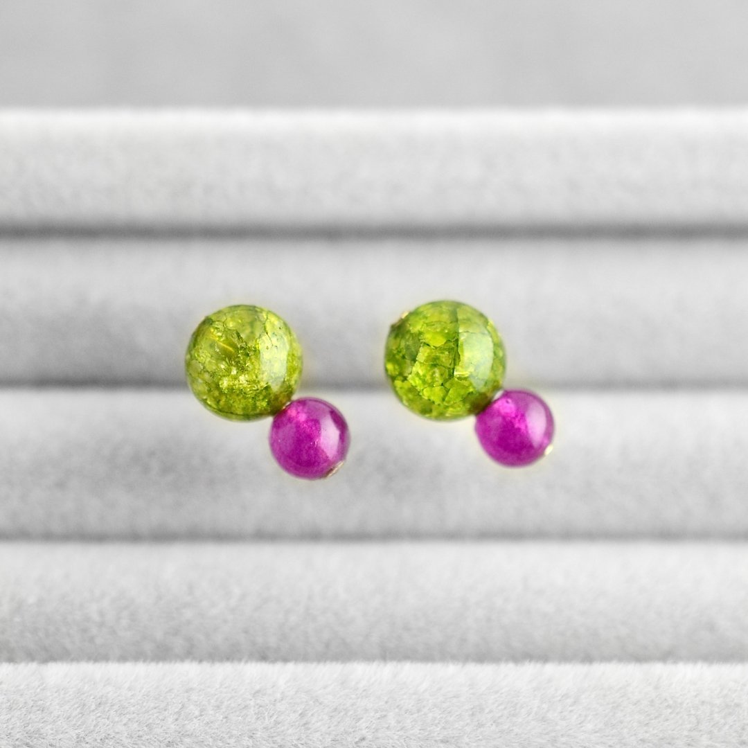 Bicolor Stud Clip-On, Crush Green, Cranberry Pink, Crystal, Jade, Birthday Gift, Made in Japan - 耳环/耳夹 - 水晶 绿色