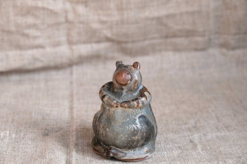 陶偶 - 生活陶器  摆饰 公仔 - 摆饰 - 陶 银色