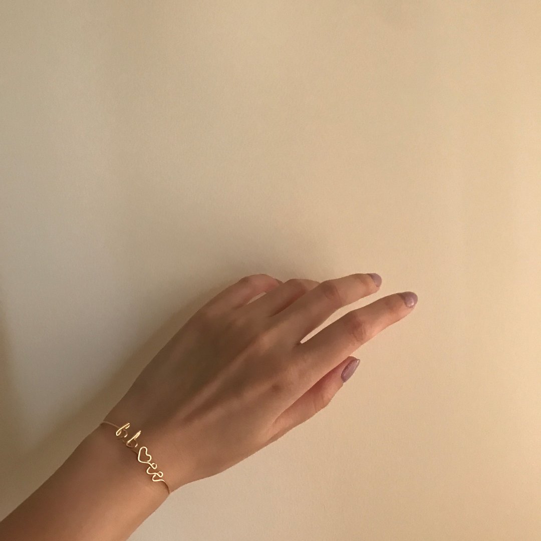 | by BIBIANA | 字母绕线手镯手圈细圈Bracelet定制 14K包金小众 - 手链/手环 - 其他金属 