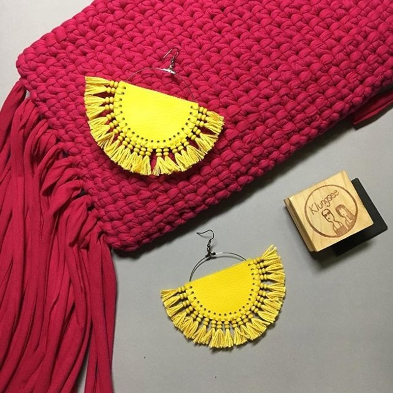 earrings : big sun - 耳环/耳夹 - 其他材质 黄色