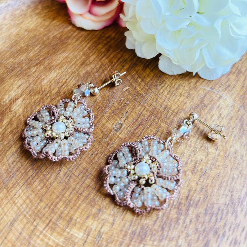 奥地利水晶手工梭织耳环 - 耳环/耳夹 - 棉．麻 咖啡色