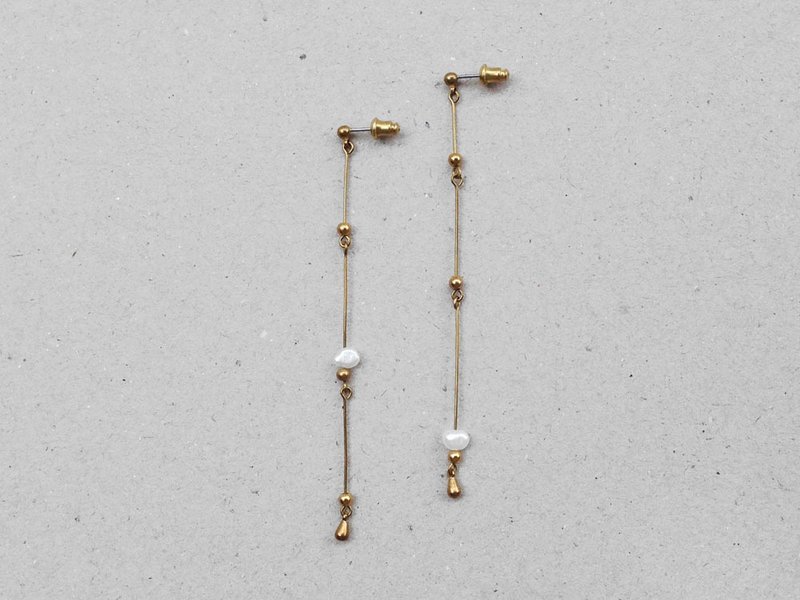 流星雨简约珍珠耳环 - 925纯银针 / 夹式耳环 - 耳环/耳夹 - 珍珠 白色