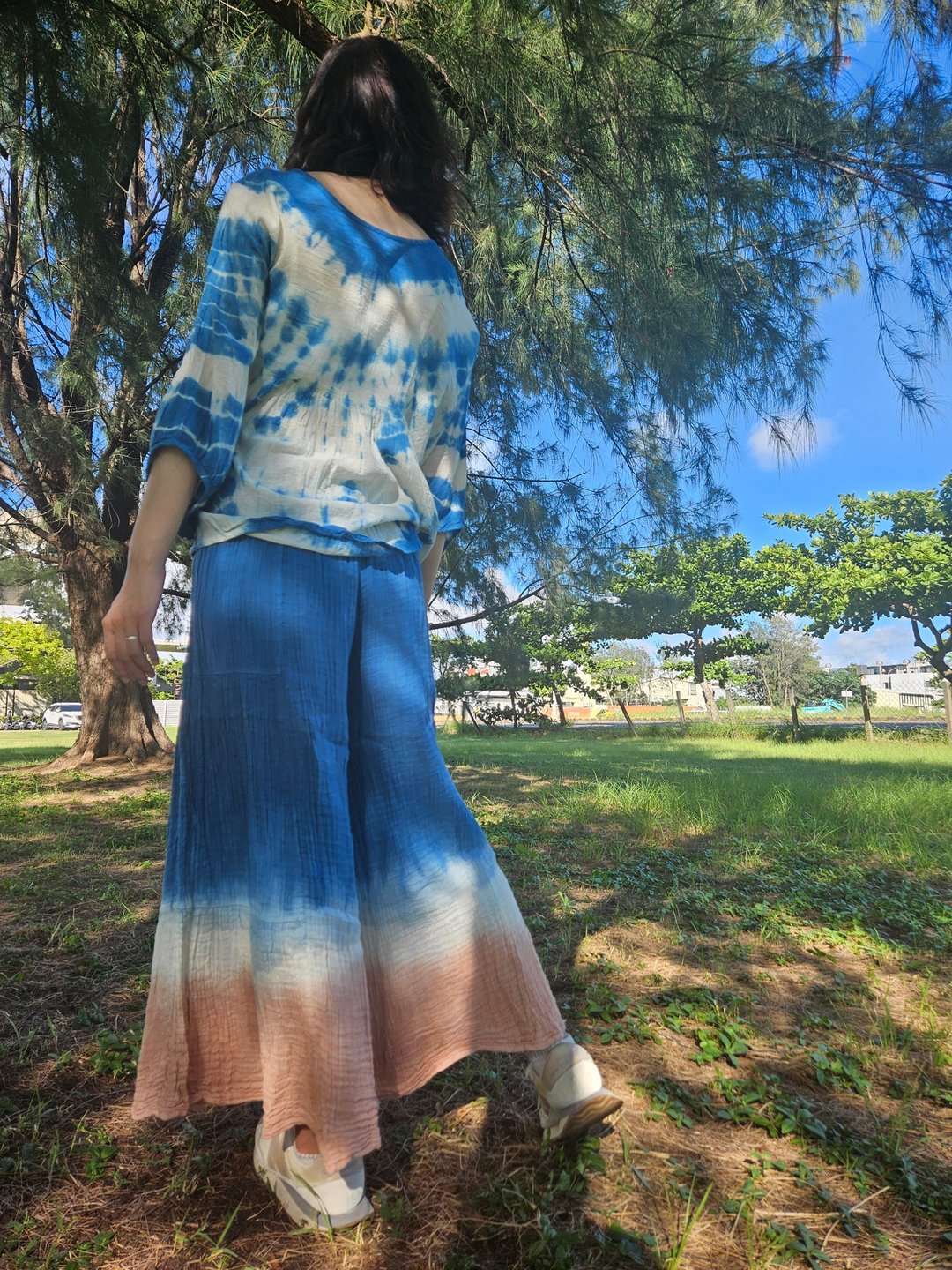 日系气质蓝染 l 飞翔飘逸感宽裤裙 - 女装长裤 - 棉 蓝色