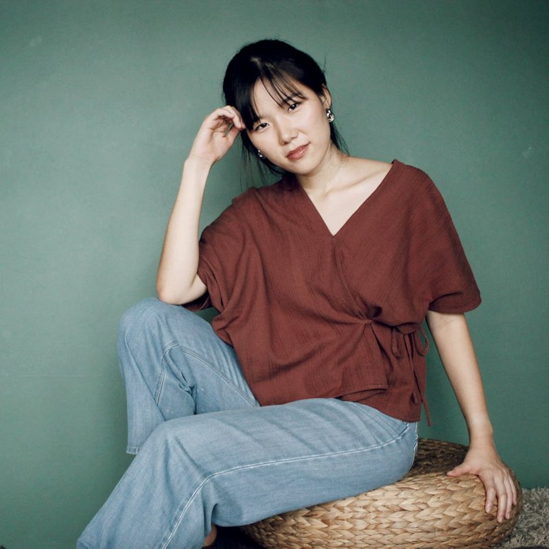 Caren : Asymmetric V-neck Cotton Wrapped Top in Masala/Pinkish Brown - 女装上衣 - 棉．麻 粉红色