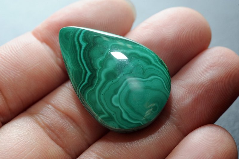 孔雀石坠 矿石/水晶/灵修/开运/招财/破煞/防小人 - 项链 - 宝石 