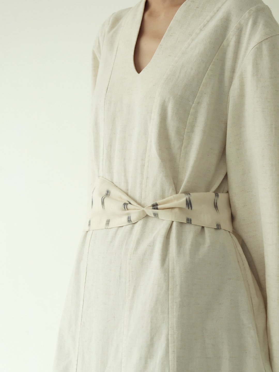 川 衣 WEAR BEING  印度织纹布料宽版 腰带/头带  白 - 皮带/腰带 - 棉 白色