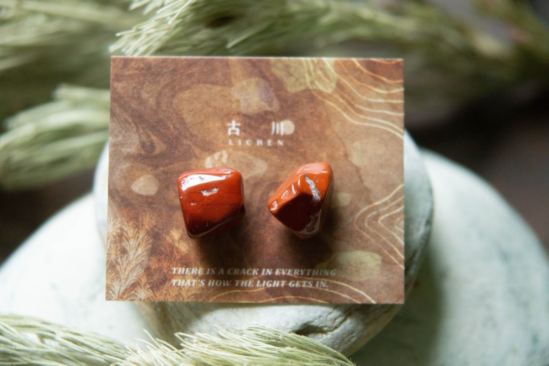 CRACK | 矿物系耳环 |  EARRINGS - 耳环/耳夹 - 玉石 红色