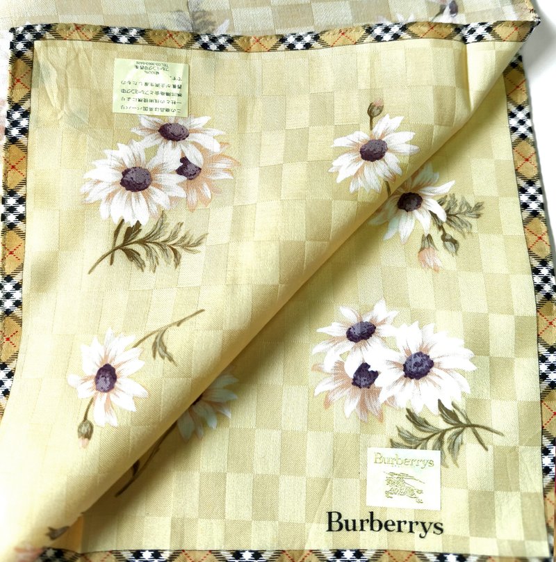 Burberry 古董手帕 花卉雏菊 格纹边缘 - 手工卷边 20.5 x 20 - 手帕/方巾 - 棉．麻 卡其色
