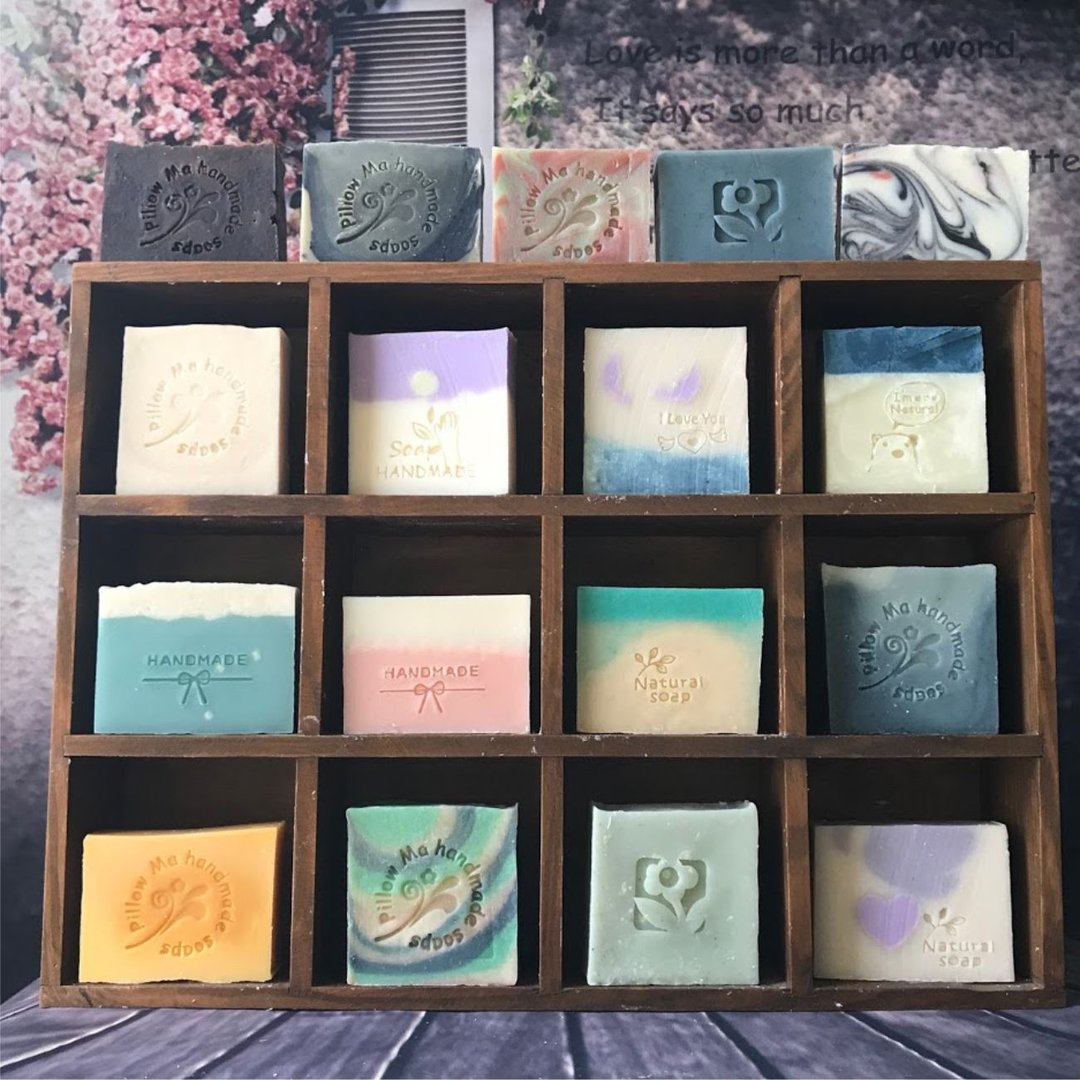 全馆手工皂买四块送一块(送洗颜沐浴皂) - 肥皂/手工皂 - 植物．花 白色