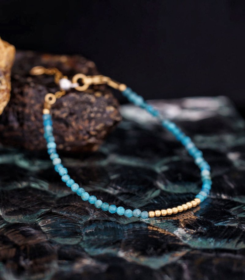 记忆合金水晶手链系列 蓝磷灰石 14K包金 GF 手链 - 手链/手环 - 宝石 蓝色